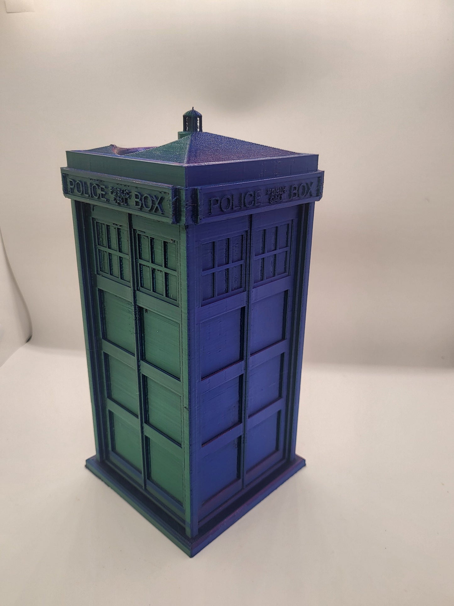 Amazing Tardis Dice Tower!